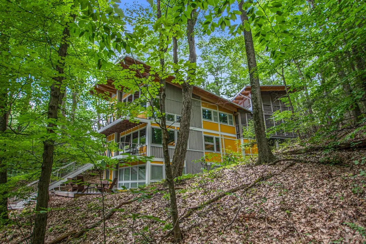 6723 Vandermeulen, Holland, MI 49423 - #1