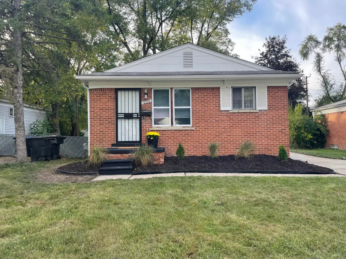 16599 Lenore Avenue, Detroit, MI 48219 - #1