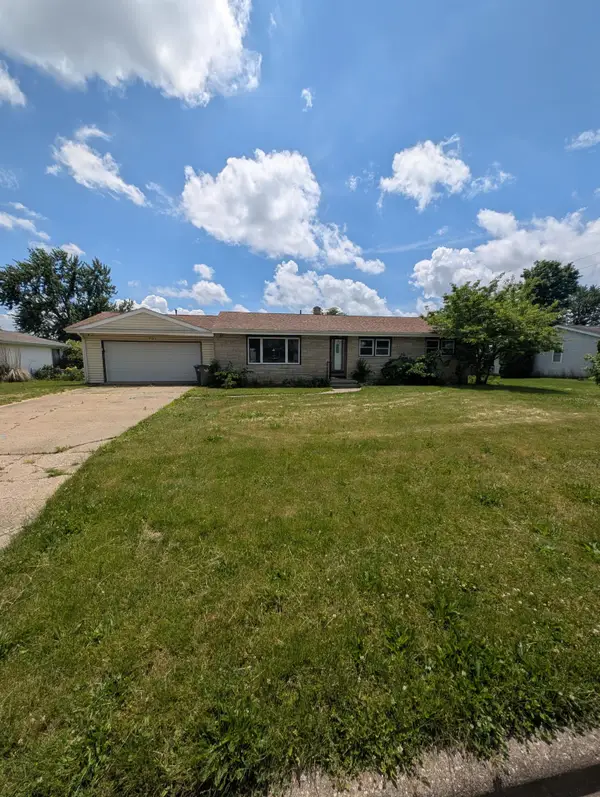 701 Lancashire Drive, Sturgis, MI 49091