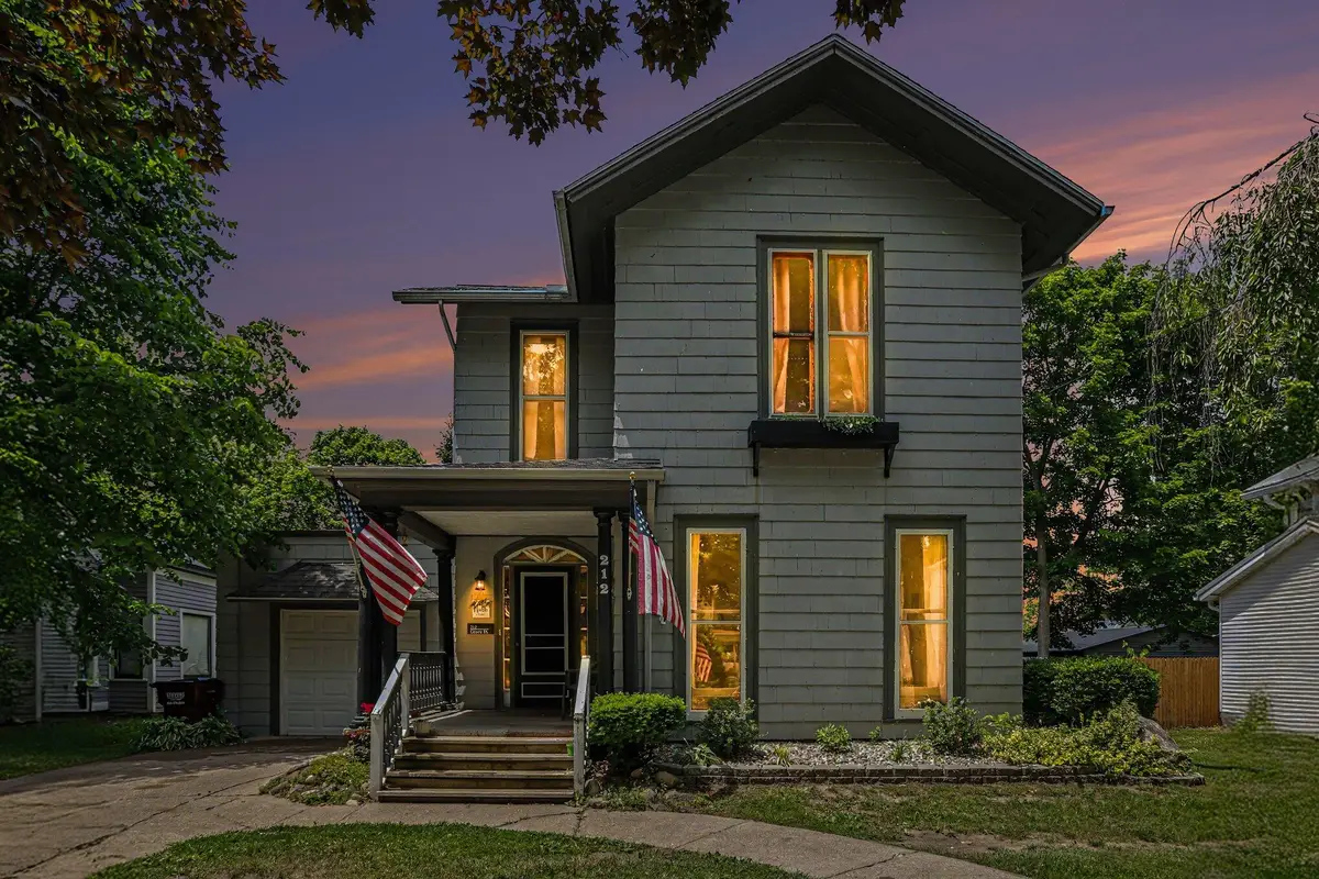212 Grove Street, Hudson, MI 49247 - #1