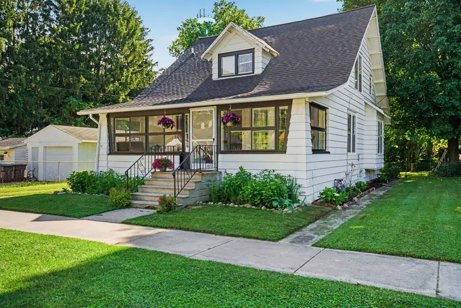 332 High View Street, Watervliet, MI 49098 - #2