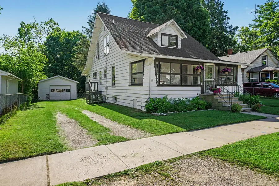 332 High View Street, Watervliet, MI 49098 - #3