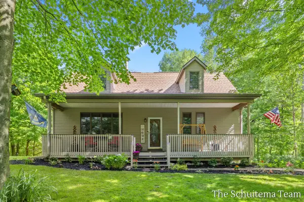 10155 Rogue Pond Drive Ne, Rockford, MI 49341