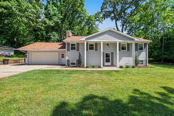 4029 Sunvalley Drive, Kalamazoo, MI 49008