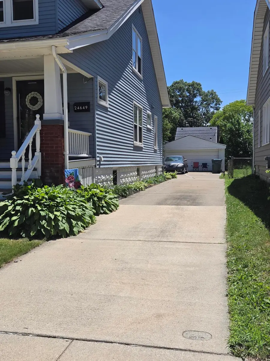 24647 Dunning Street, Dearborn, MI 48124 - #2