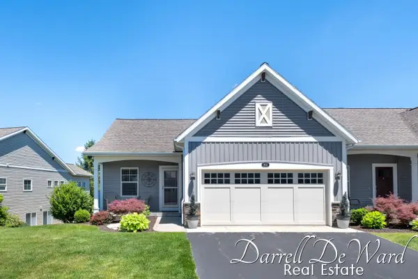 885 S Center Park Drive Sw, Byron Center, MI 49315