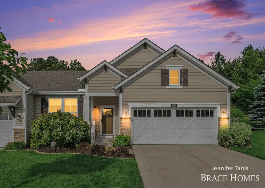 4410 Keena Court Ne, Grand Rapids, MI 49525 - #2