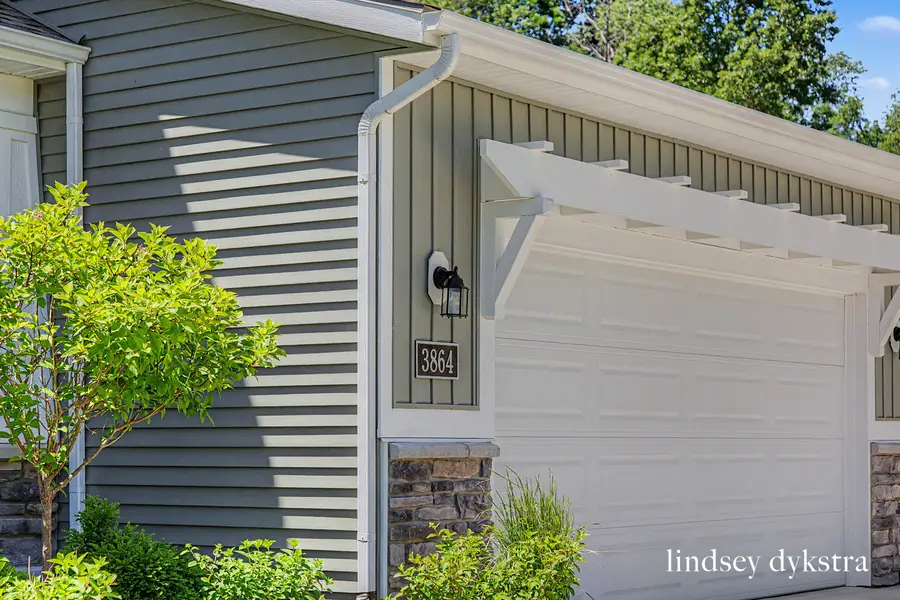 3864 Autumn Acres Court, Rockford, MI 49341 - #3
