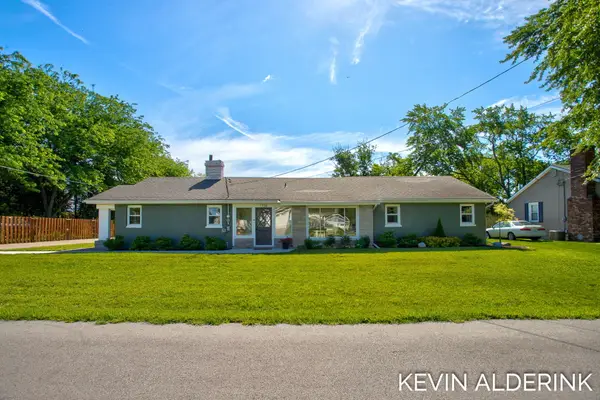 1738 92nd Avenue, Zeeland, MI 49464