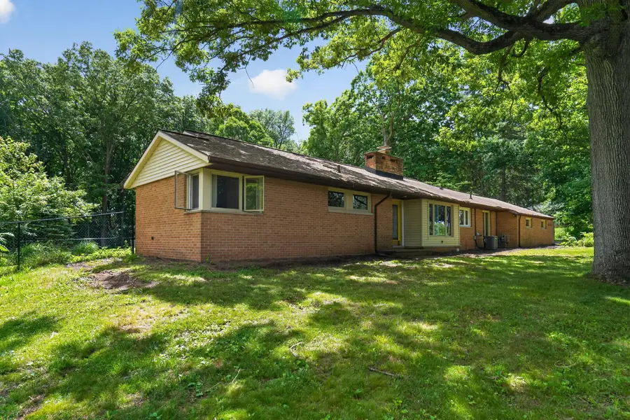 2475 Park Drive, Jackson, MI 49203 - #3