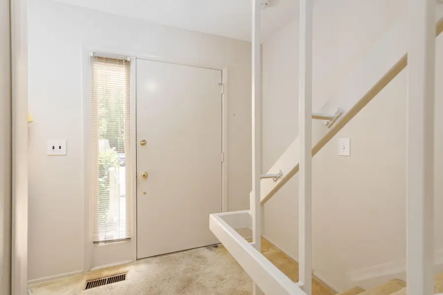 669 Oakbrook W, Rochester Hills, MI 48307 - #3
