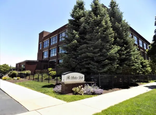 533 Columbia Avenue #113, Holland, MI 49423