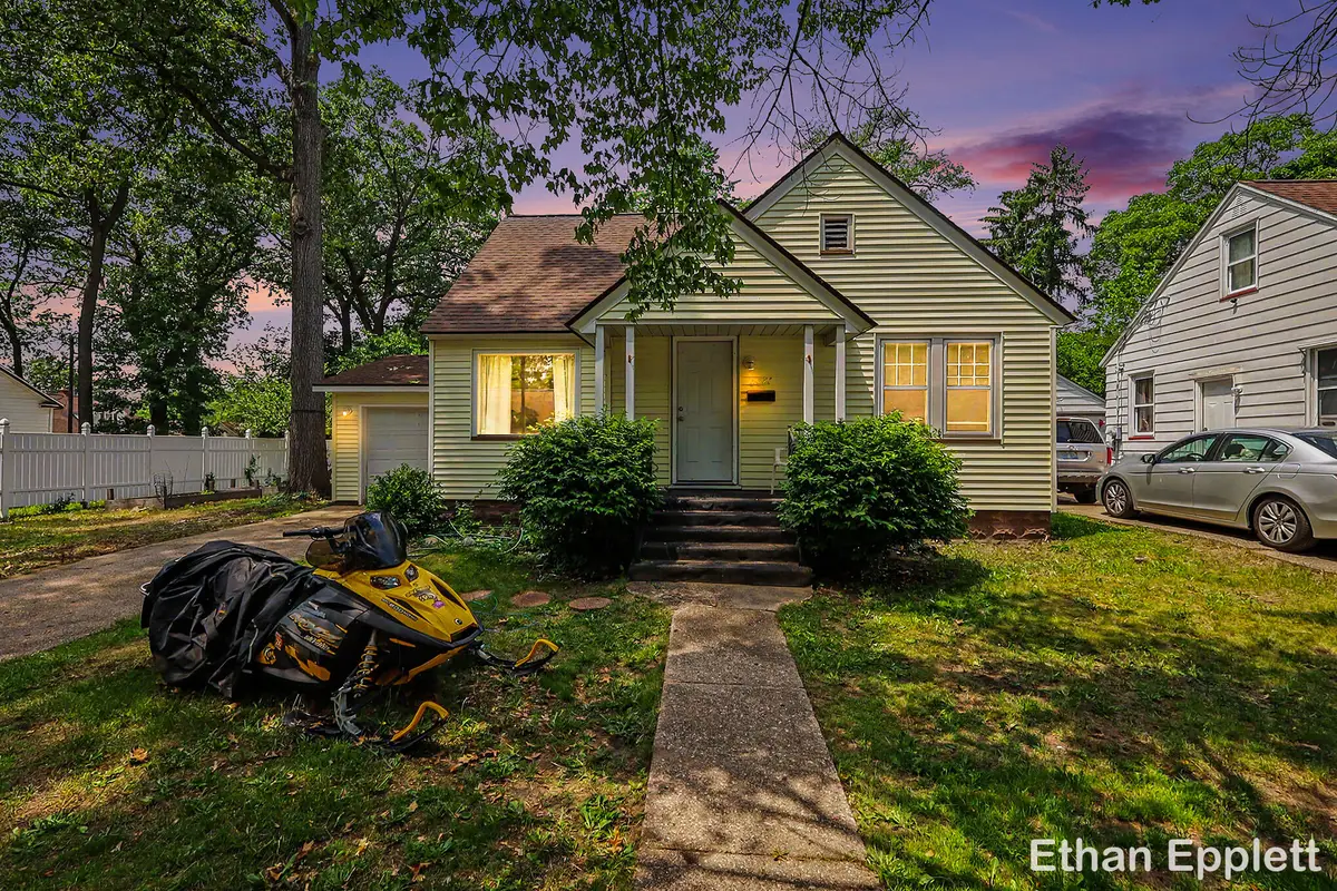 3321 Baker Street, Muskegon, MI 49444 - #1