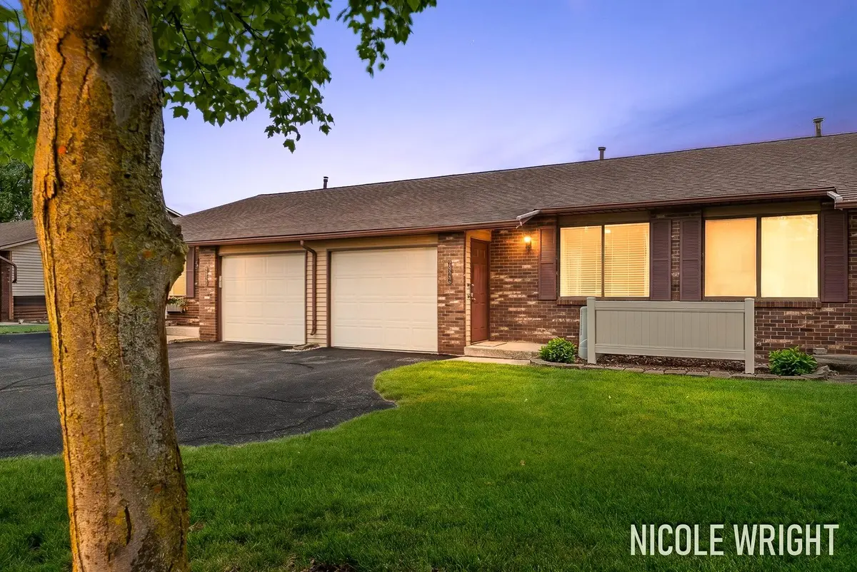 2922 Porter Court Sw, Grandville, MI 49418 - #1