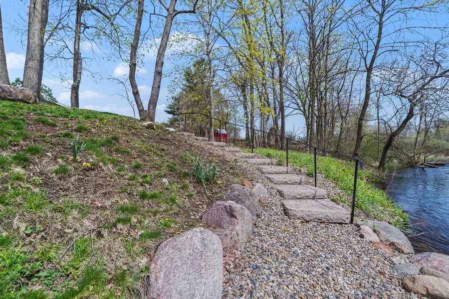 317 S Liberty Street, Marshall, MI 49068 - #2