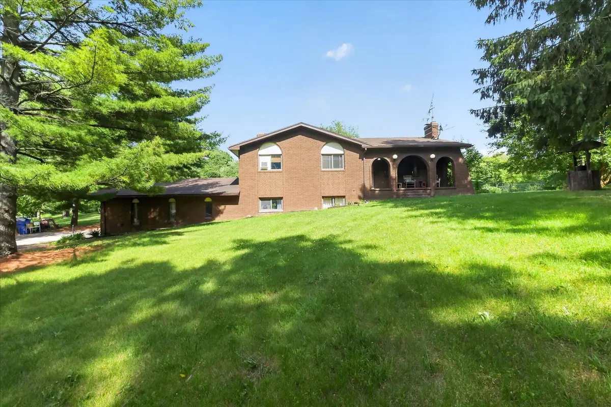 2717 Fishbeck Road, Howell, MI 48843 - #1
