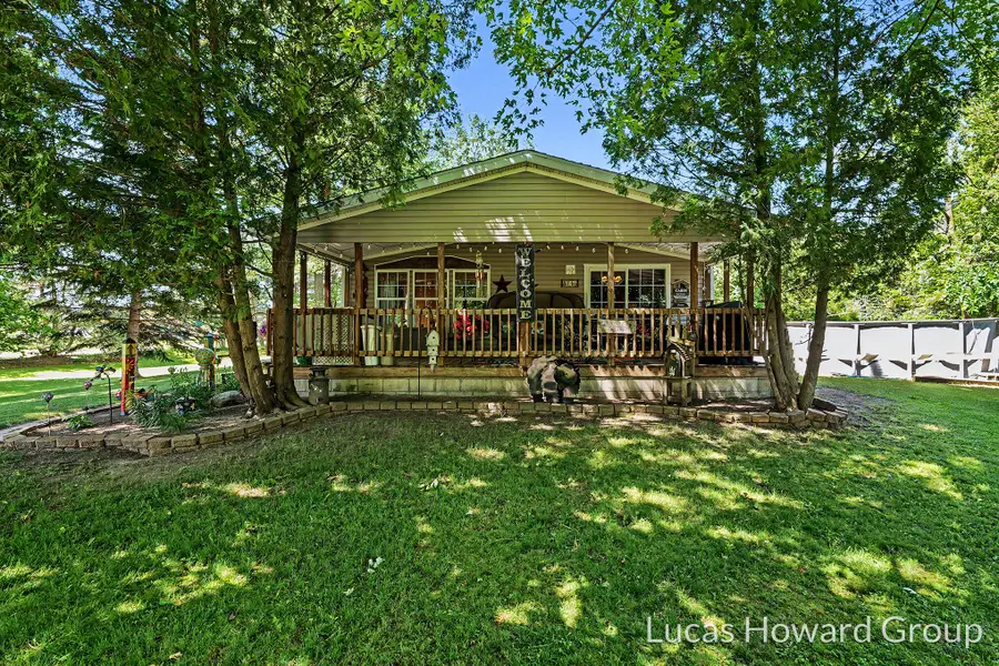 8746 S Shepherd Road, Shepherd, MI 48883 - #2