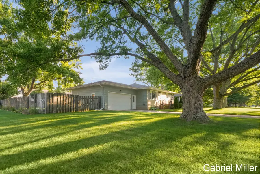 1600 Barbara Ann Drive, Stevensville, MI 49127 - #2