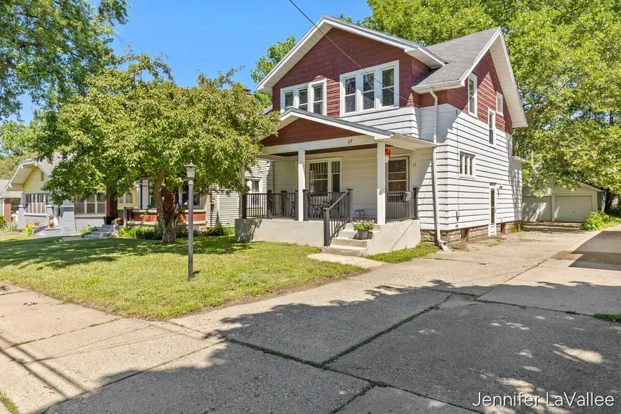 17 Burr Oak Street Ne, Grand Rapids, MI 49505 - #2