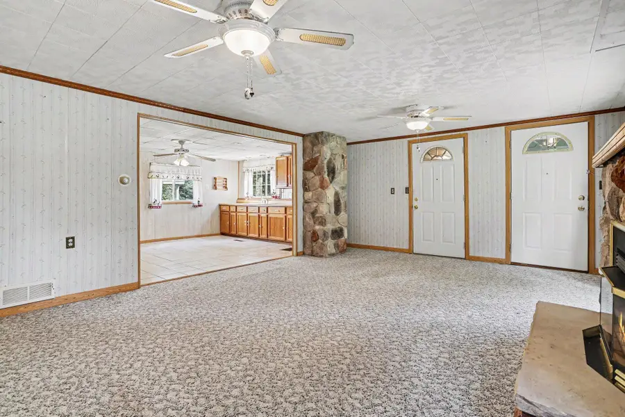 5385 E C Avenue, Richland, MI 49083 - #3