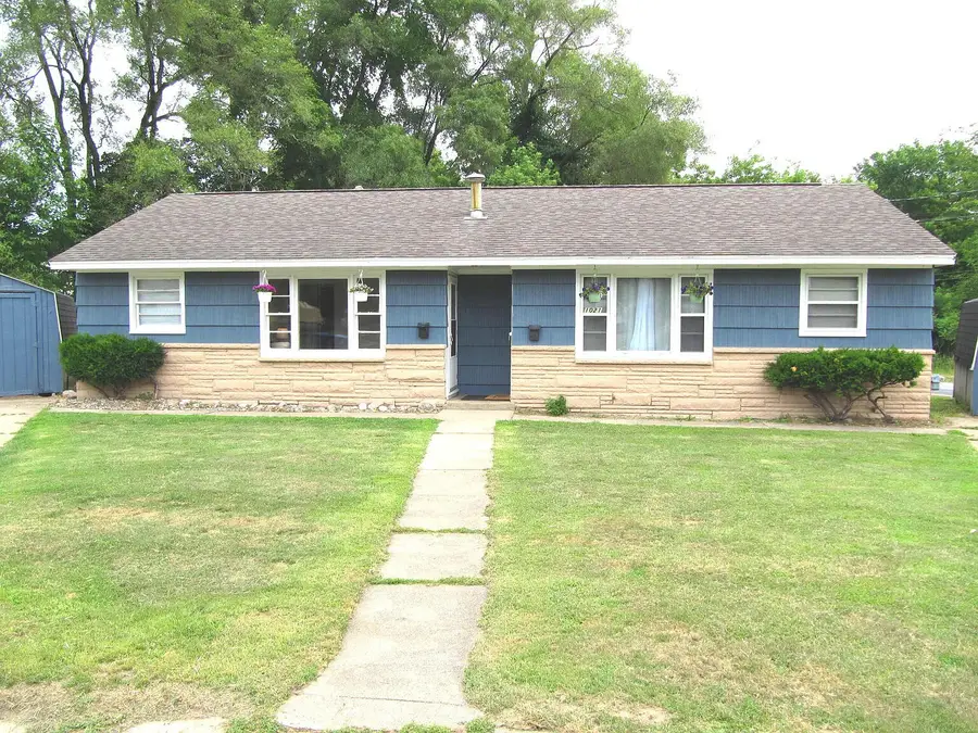 1021 Avondale Circle, Kalamazoo, MI 49048 - #2