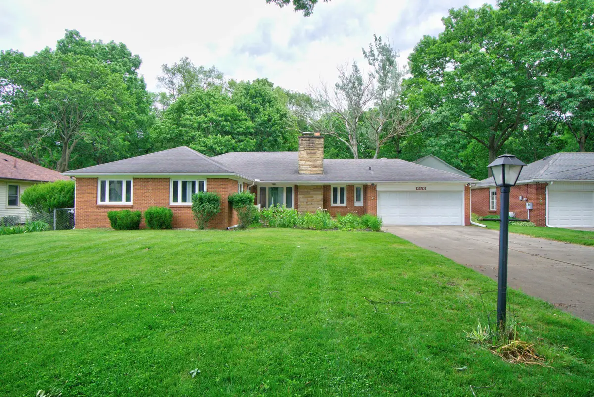1253 Levant Street, Jackson, MI 49203 - #1