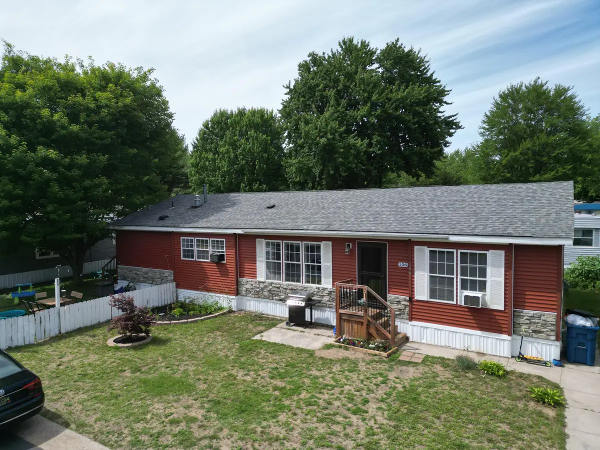 1281 E Pontaluna Road, Spring Lake, MI 49456 - #1