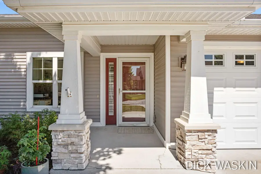 1276 Prestwick Drive, Holland, MI 49423 - #2