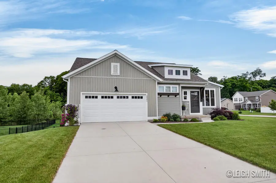 5901 Lynn Drive, Allendale, MI 49401 - #2