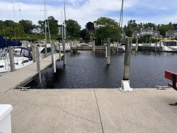 1200 Lakeshore #1, Muskegon, MI 49441