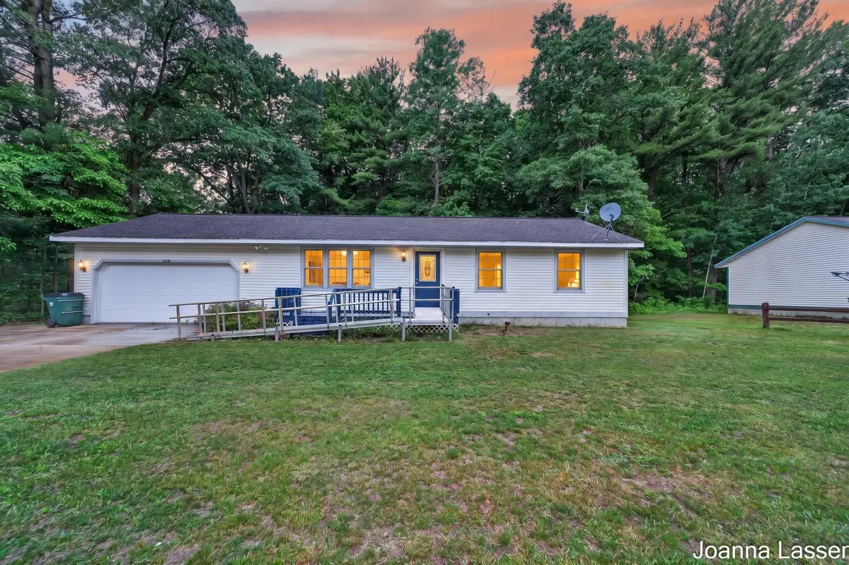 1518 E Mcmillan Road, Muskegon, MI 49445 - #1
