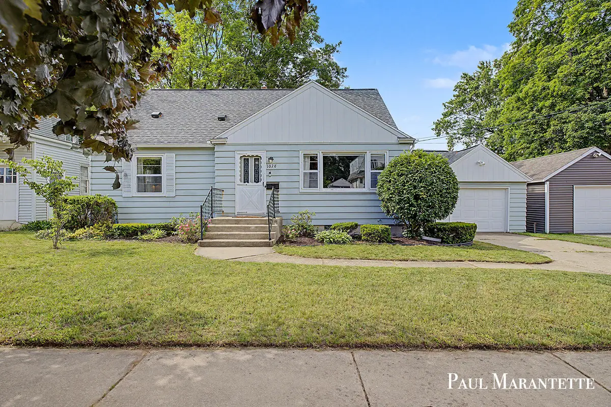 1028 Dorroll Street Ne, Grand Rapids, MI 49505 - #1