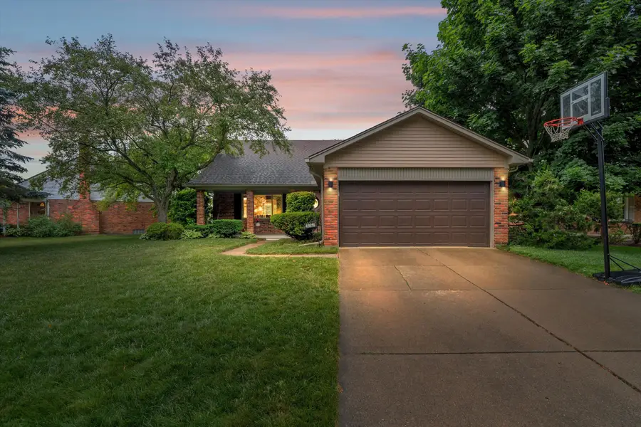 46616 Camelia Drive, Canton, MI 48187 - #2