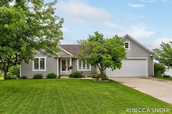 7374 Andy Court, Hudsonville, MI 49426