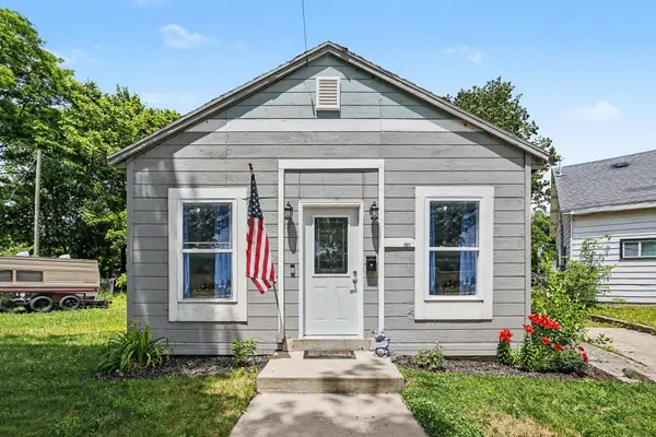 307 E Telegraph Street, Dowagiac, MI 49047