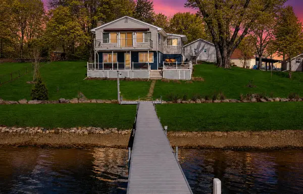 11159 W Perch Lake Drive W, Cement City, MI 49233