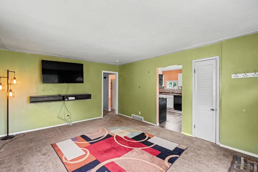 1262 Beechwood Street Ne, Grand Rapids, MI 49505 - #3