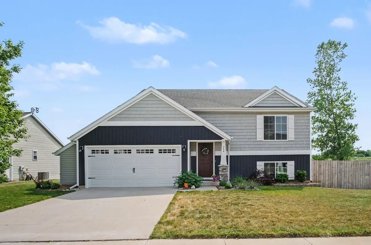 264 Vansen Drive Nw, Kent City, MI 49330 - #1