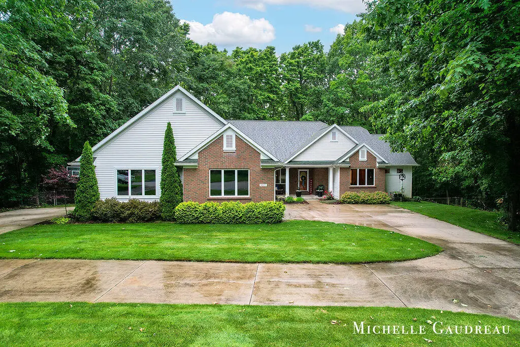 5577 Fieldstone Court, Middleville, MI 49333 - #1
