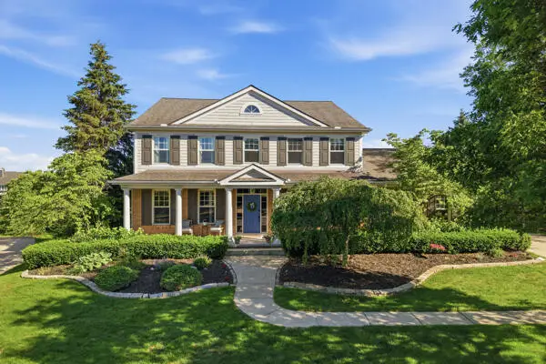5693 Strawberry Circle, Commerce Township, MI 48382 - #1