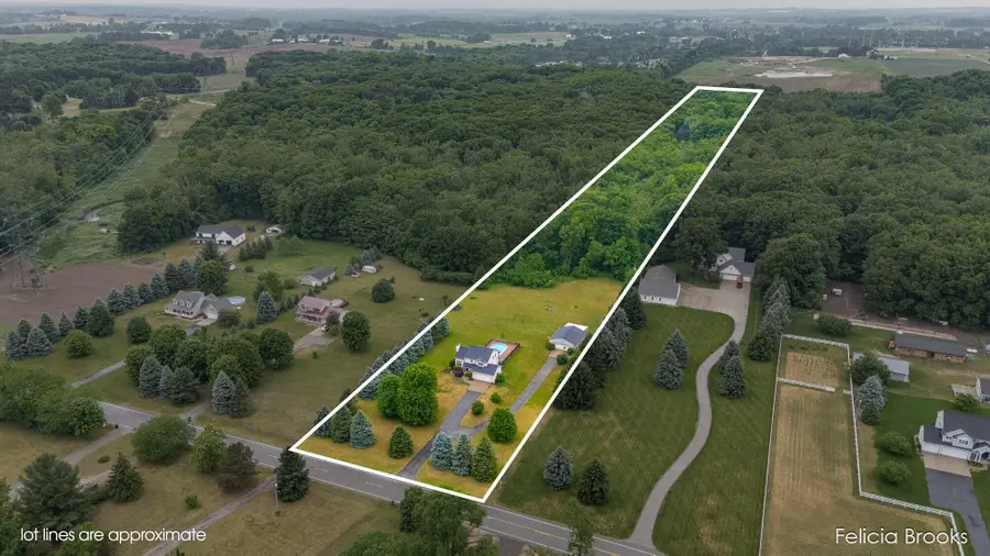 3123 140th Avenue, Dorr, MI 49323 - #2