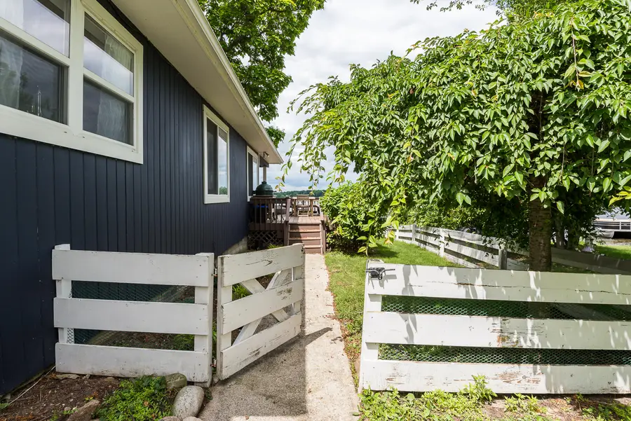 7275 Webbs Landing, Gregory, MI 48137 - #3