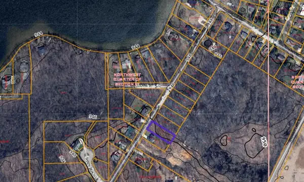 4000 Woodland Road, Jackson, MI 49203