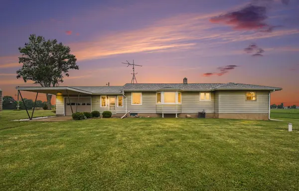 12354 Gardner Road, Buchanan, MI 49107
