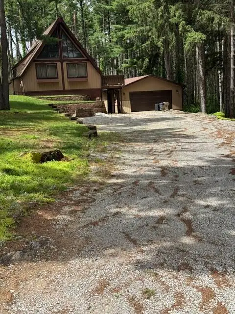 67224 Klinger Lake Road, Sturgis, MI 49091