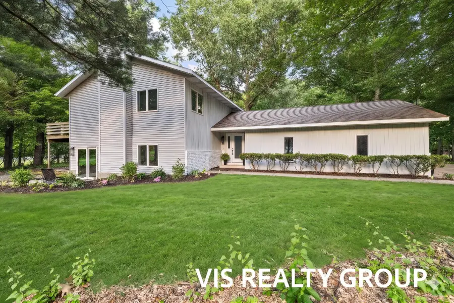 17501 W Spring Lake Road, Spring Lake, MI 49456 - #2