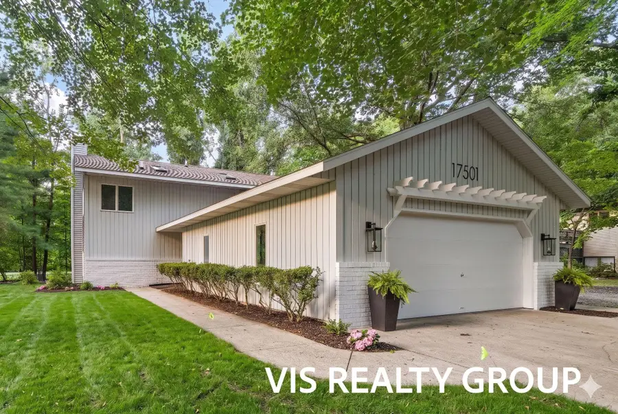 17501 W Spring Lake Road, Spring Lake, MI 49456 - #3