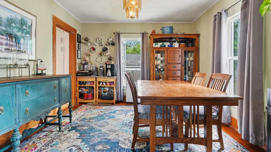 605 N Pleasant Street, Jackson, MI 49202 - #3
