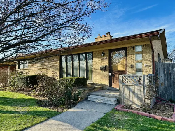 23213 Greencrest Street, Saint Clair Shores, MI 48080