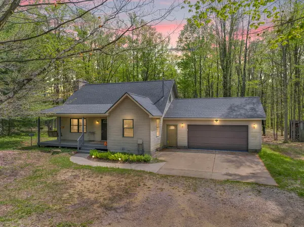2560 S 25 Road, Boon, MI 49618